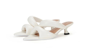Mules "Cloud Twist" - Blanc Crème avec Brides Croisées & Talon Sculptural