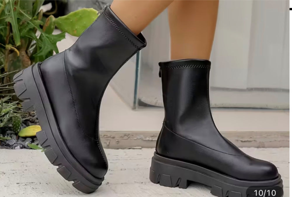 Bottines Plateforme Noires - Semelle Crantée et Zip Arrière